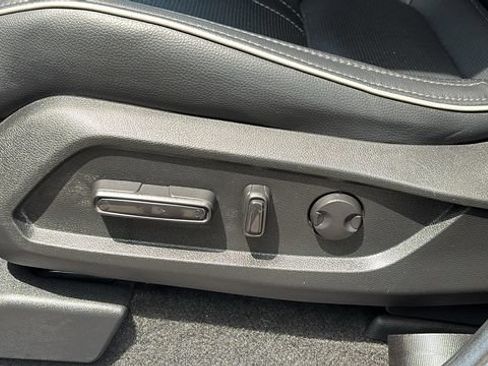 Used 2023 Honda Pilot Elite image 10