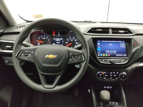 Used 2023 Chevrolet TrailBlazer LT w/ Convenience Package AWD/4WD image 22