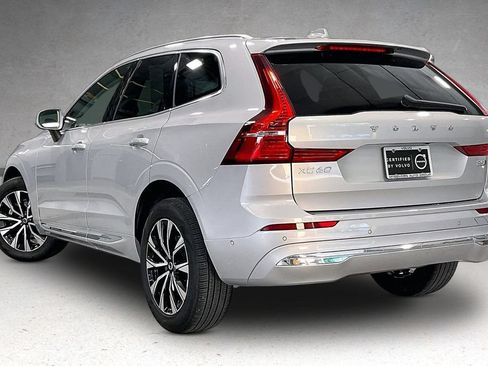 Used 2023 Volvo XC60 B5 Plus AWD/4WD image 4