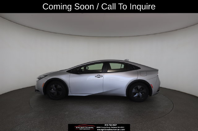 Used 2025 Toyota Prius LE FWD image 14