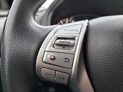 Used 2017 Nissan Altima 2.5 S w/ Power Driver Seat Package image 19