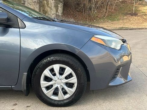 Used 2016 Toyota Corolla image 32