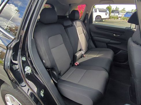 Used 2025 Honda CR-V LX image 25