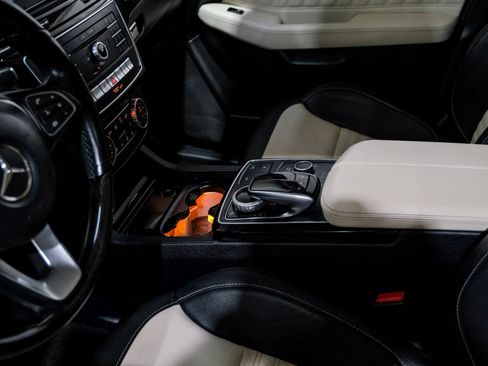 Used 2018 Mercedes-Benz GLE 43 AMG 4MATIC image 28