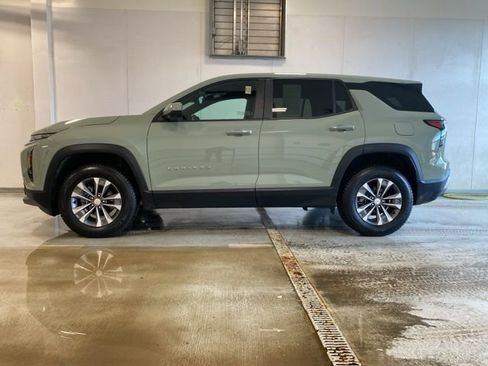 Used 2025 Chevrolet Equinox LT w/ Safety and Technology Package image 8