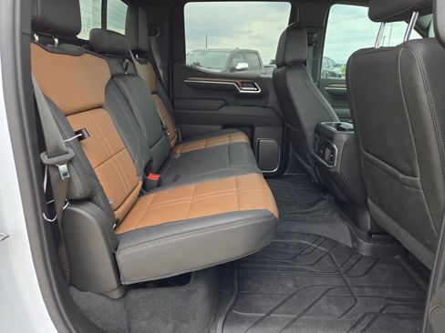 Used 2026 Chevrolet Silverado 1500 High Country image 22