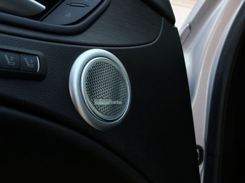 Used 2020 Alfa Romeo Stelvio Ti w/ Active Blind Spot Package image 21