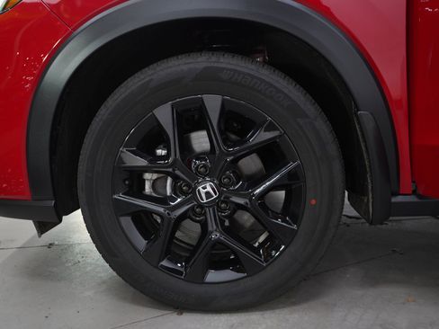 Used 2025 Honda HR-V Sport image 28