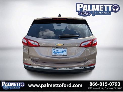 Used 2018 Chevrolet Equinox LS AWD/4WD image 4