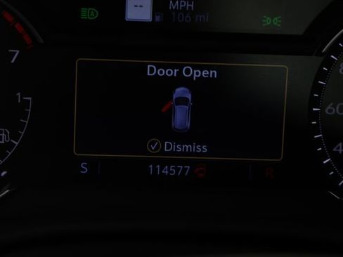 Used 2023 Cadillac XT5 Premium Luxury image 12