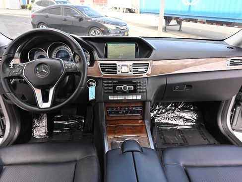 Used 2014 Mercedes-Benz E 350 Sedan image 12
