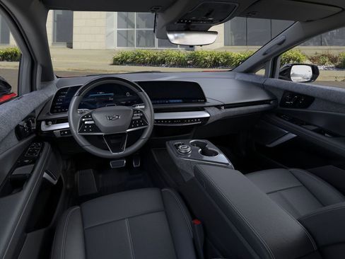 New 2026 Cadillac Optiq Sport 1 w/ LPO, Floor Liner Package image 15