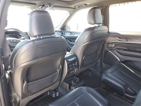 Used 2024 Jeep Grand Cherokee L Overland w/ Trailer Tow Package image 14