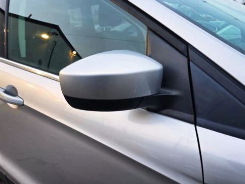 Used 2017 Ford Escape SE w/ Equipment Group 201A image 50