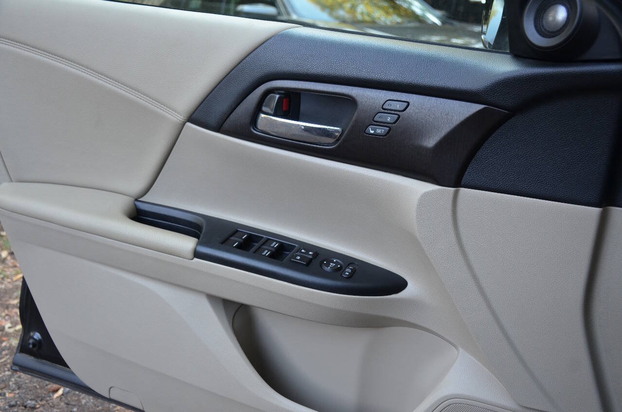Used 2014 Honda Accord EX-L image 14