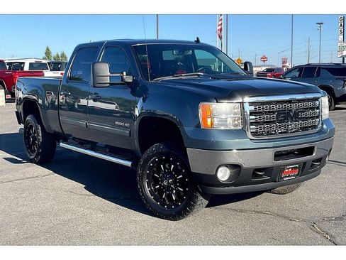Used 2013 GMC Sierra 2500 SLT w/ SLT Convenience Package image 2