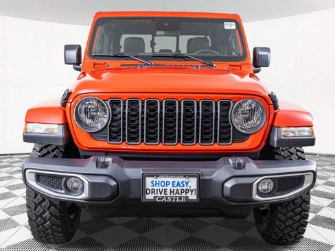 New 2025 Jeep Gladiator Sport image 7