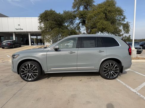 New 2026 Volvo XC90 B6 Plus w/ Protection Package Premier AWD/4WD image 3