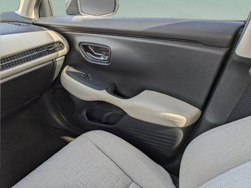 Used 2023 Honda HR-V LX image 20