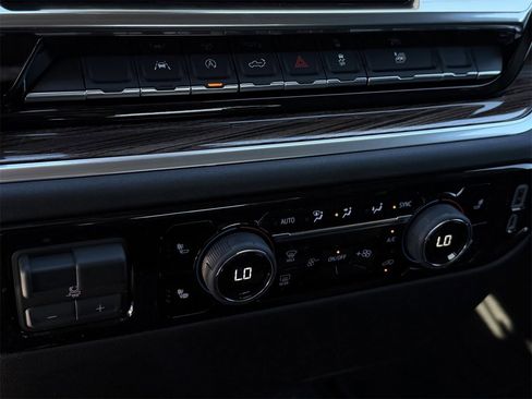 New 2026 Chevrolet Silverado 1500 LT image 17