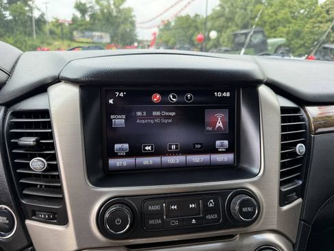 Used 2015 GMC Yukon Denali w/ Open Road Package AWD/4WD image 16