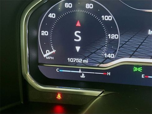 Used 2024 GMC Sierra 1500 Denali image 12