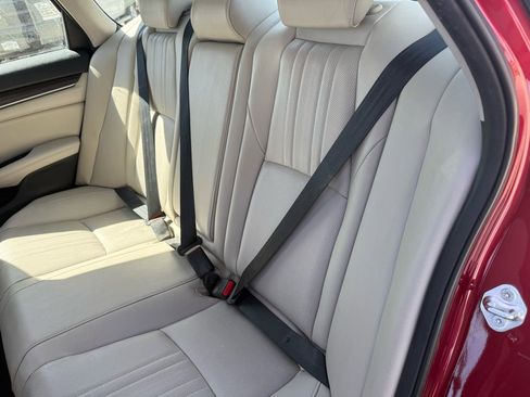 Used 2021 Honda Accord Touring image 27