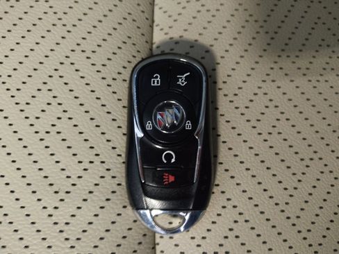 Used 2023 Buick Encore GX Essence w/ Advanced Technology Package AWD/4WD image 32