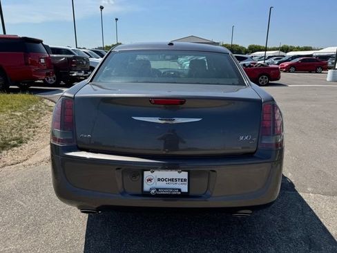 Used 2014 Chrysler 300 S AWD/4WD image 43
