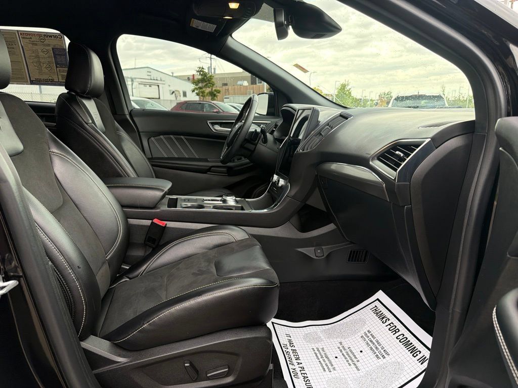 Used 2023 Ford Edge ST AWD/4WD image 11