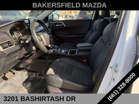 Used 2024 Mitsubishi Outlander SE AWD/4WD image 9