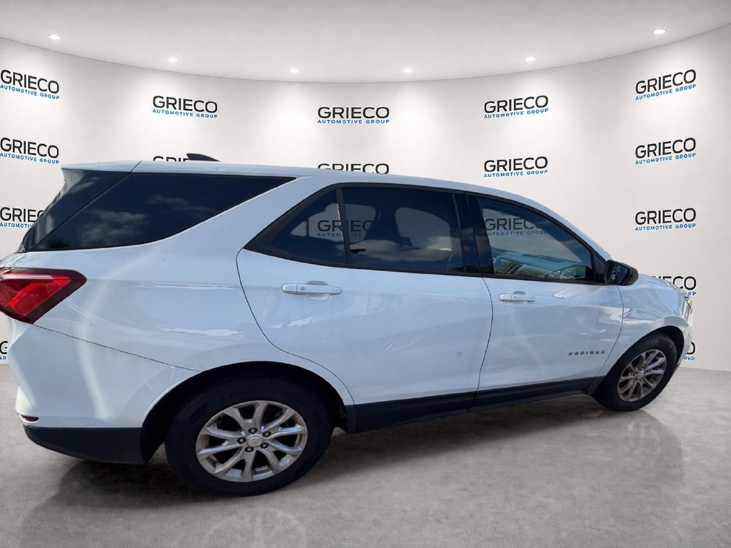 Used 2019 Chevrolet Equinox LS w/ LS Convenience Package FWD image 12