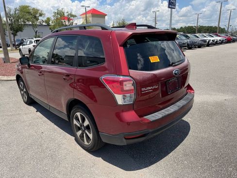 Used 2018 Subaru Forester 2.5i Premium w/ Popular Package #3A AWD/4WD image 9