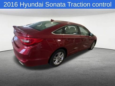 Used 2016 Hyundai Sonata SE image 9