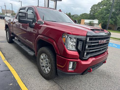 Used 2020 GMC Sierra 2500 AT4 w/ AT4 Premium Package AWD/4WD image 9