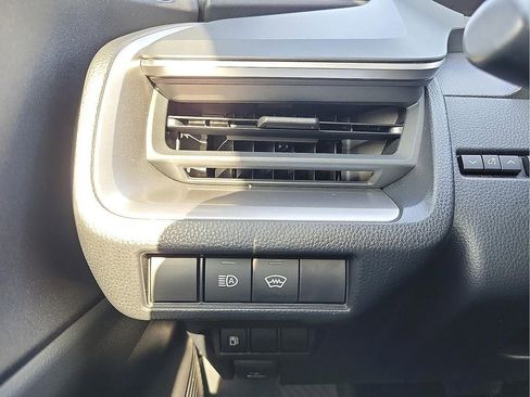 Used 2024 Toyota Prius LE image 14