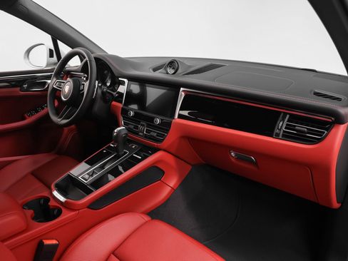 New 2026 Porsche Macan S image 27
