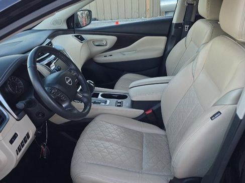Used 2023 Nissan Murano Platinum w/ Cargo Package image 3