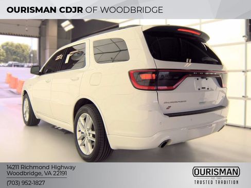 Used 2023 Dodge Durango R/T AWD/4WD image 3
