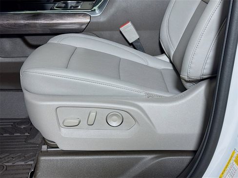 New 2026 Chevrolet Silverado 2500 LTZ w/ LTZ Premium Texas Edition image 17