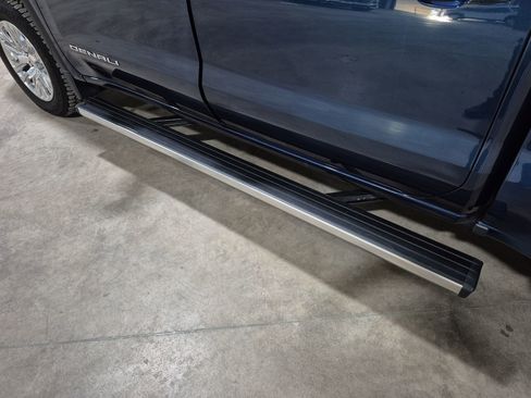 Certified 2023 GMC Sierra 1500 Denali image 36