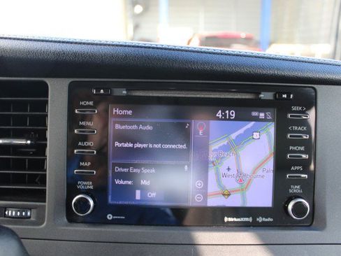 Used 2018 Toyota Sienna XLE NAVI image 30