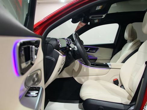 Certified 2026 Mercedes-Benz GLC 300 4MATIC image 5