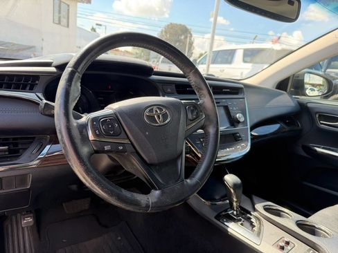 Used 2015 Toyota Avalon XLE Premium FWD image 10