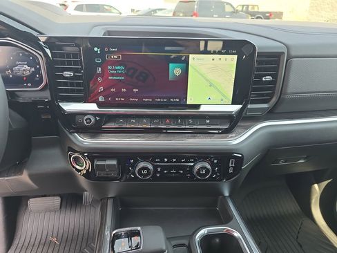 New 2026 Chevrolet Silverado 1500 LTZ w/ LTZ Premium Package AWD/4WD image 21