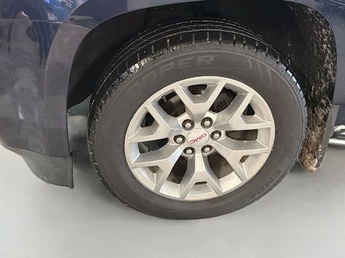 Used 2020 GMC Yukon XL SLT image 33