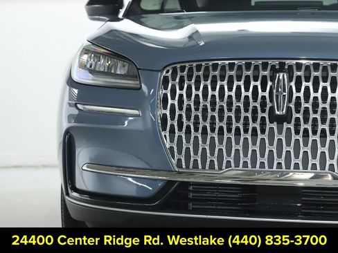 Used 2024 Lincoln Corsair AWD image 7