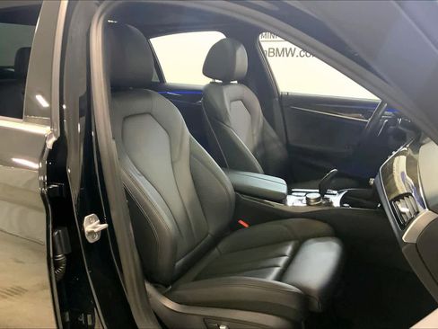 Used 2019 BMW 530i xDrive w/ Convenience Package image 8