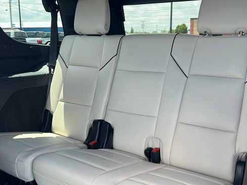 Used 2024 Cadillac Escalade Sport image 38