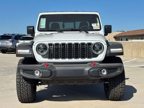 New 2026 Jeep Gladiator Rubicon w/ Safety Group image 5